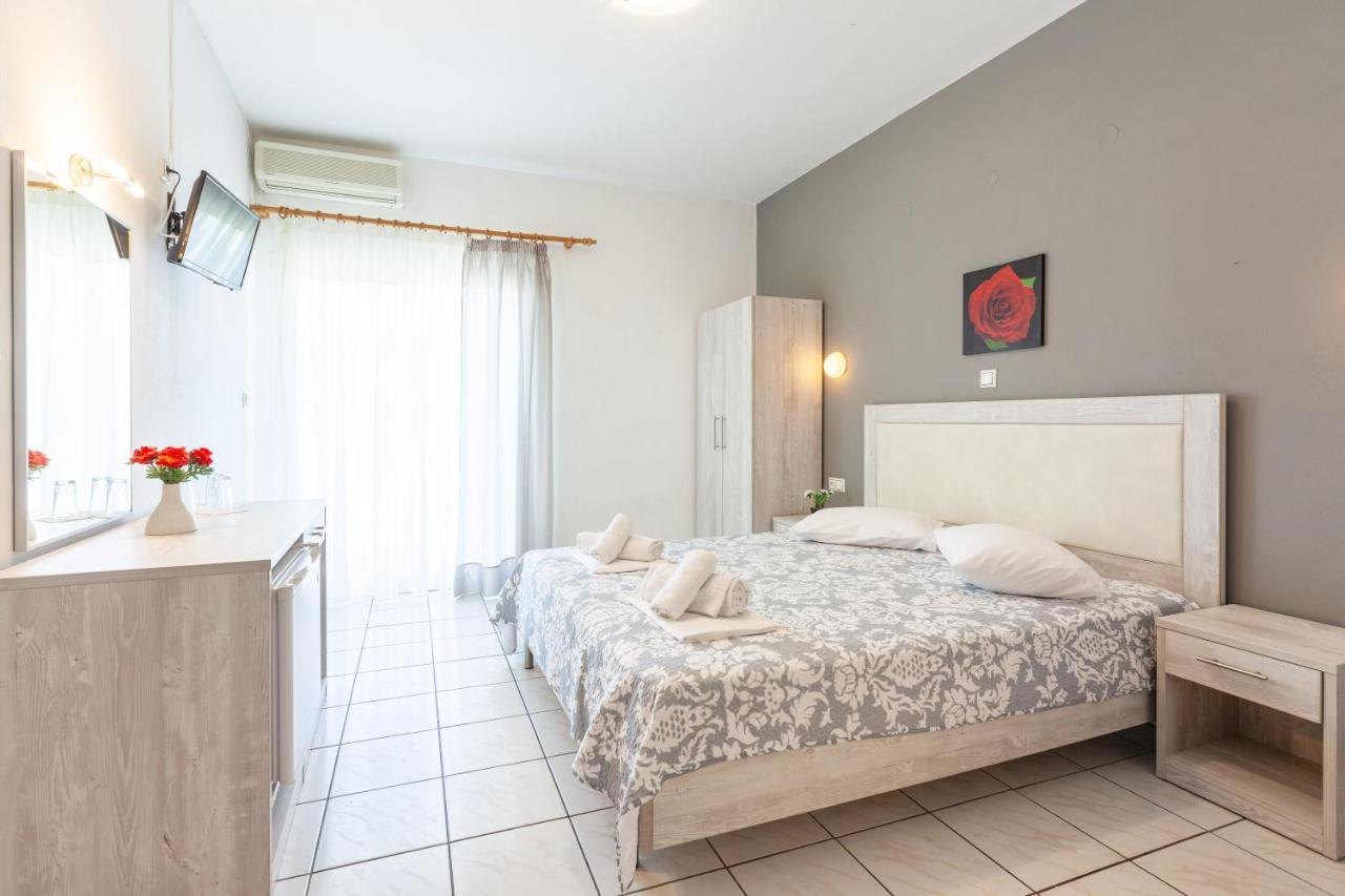 Chrisa Hotel Liménasz Kültér fotó